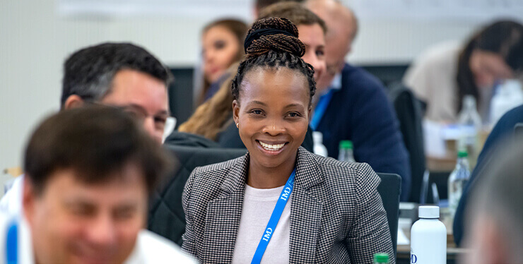 20230214-FL-ProgramFinder-740×374 - IMD Business School
