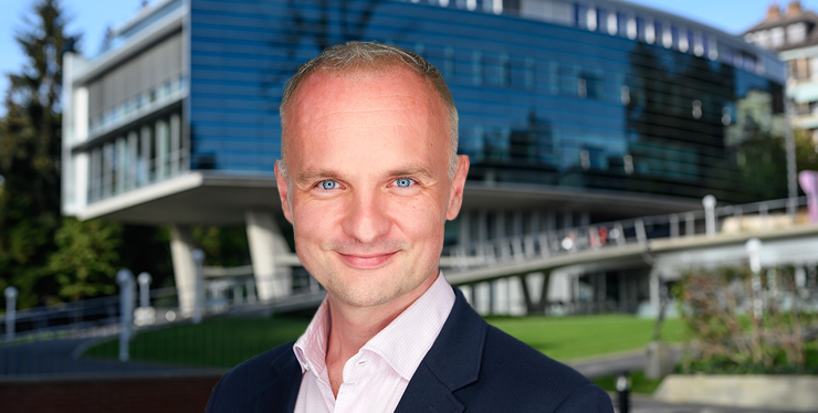 20240328-Faculty-Misiek_Piskorski-Card-740x374 - IMD Business School